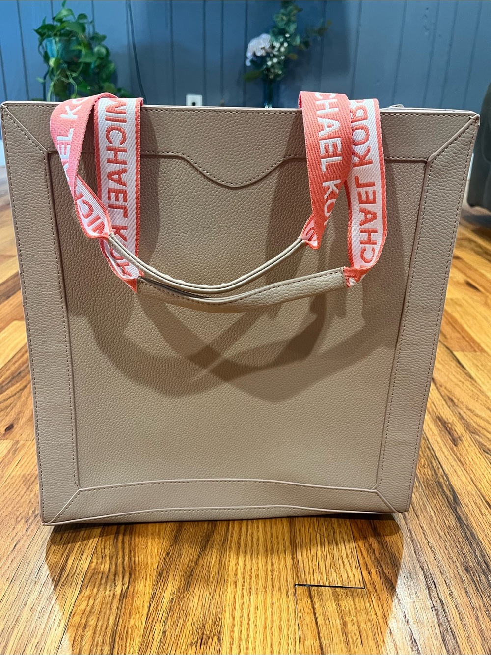 Michael Kors Limited Edition Tote Bag NWT Blush Beige Pink Logo Handle Shopper - Picture 6 of 8